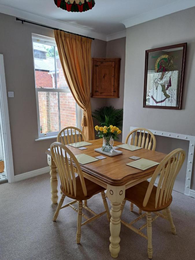Character Beverley Town House المظهر الخارجي الصورة